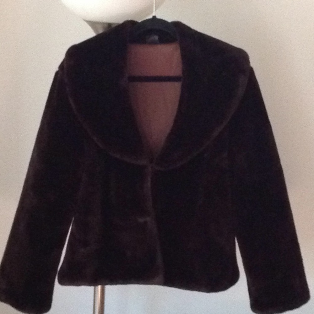 🔴 Cejon - Brown Plush Cape Swing Faux Fur Jacket